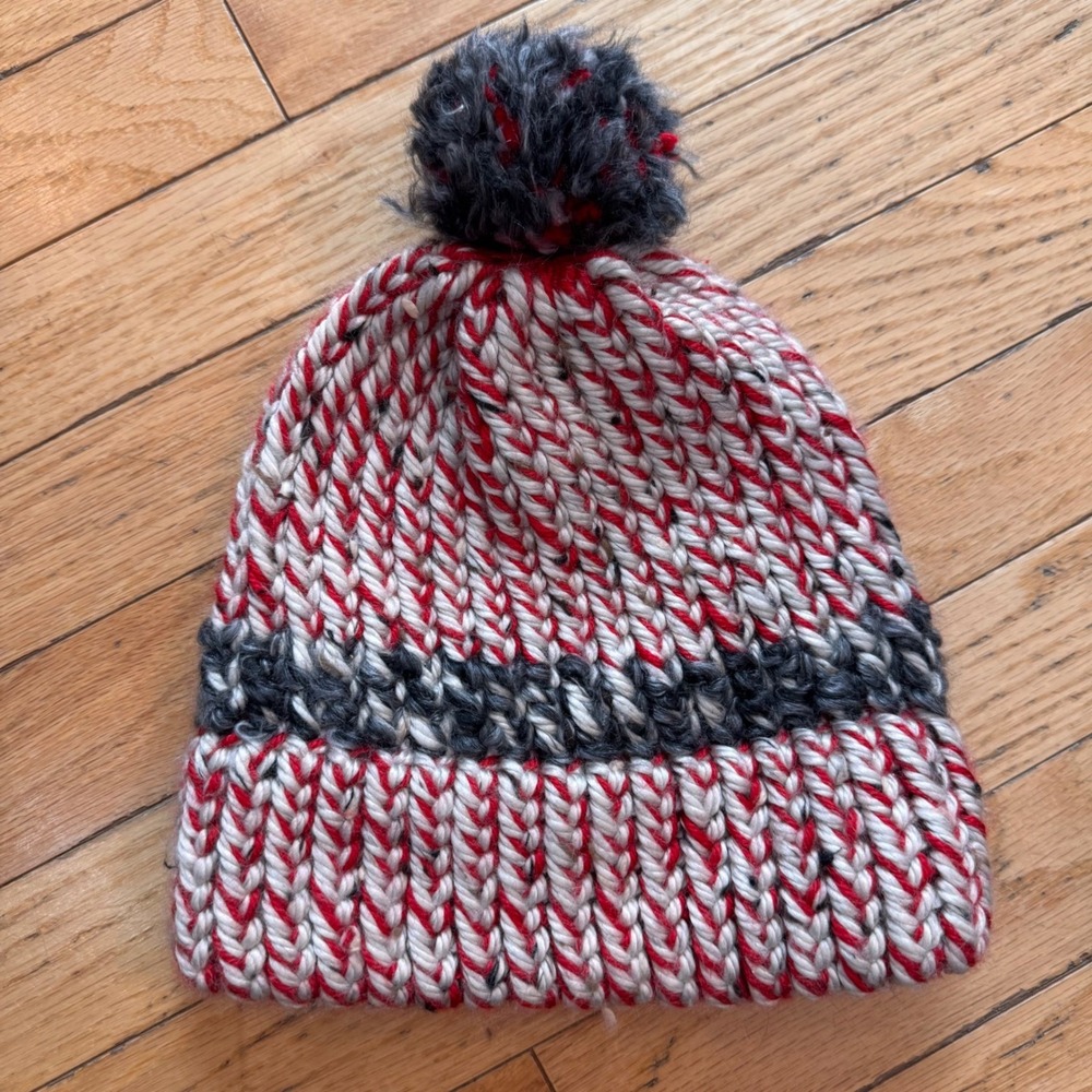 Kids Red White Grey Chunky Knit Pom Pom Beanie Winter Hat Warm Cozy